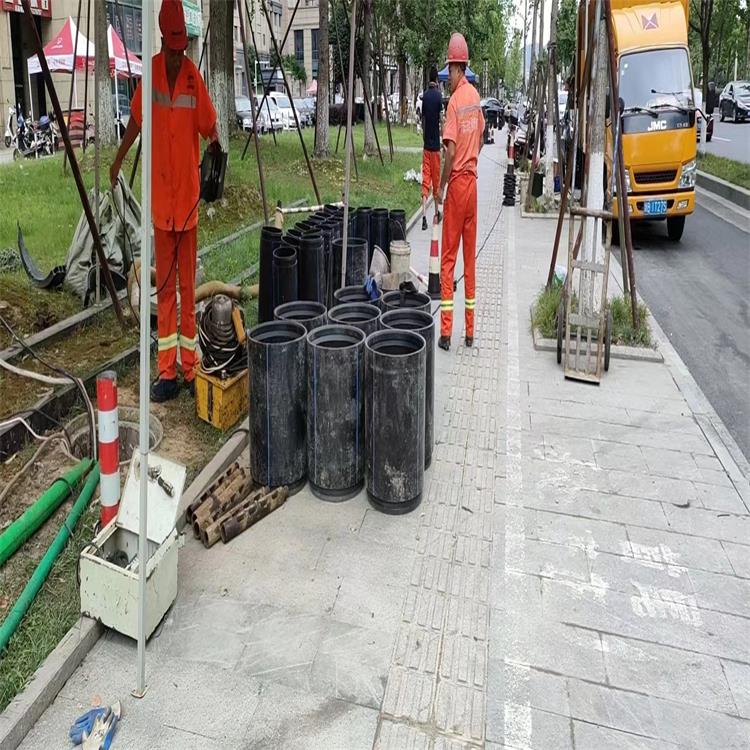 下冶镇管道短管置换修复