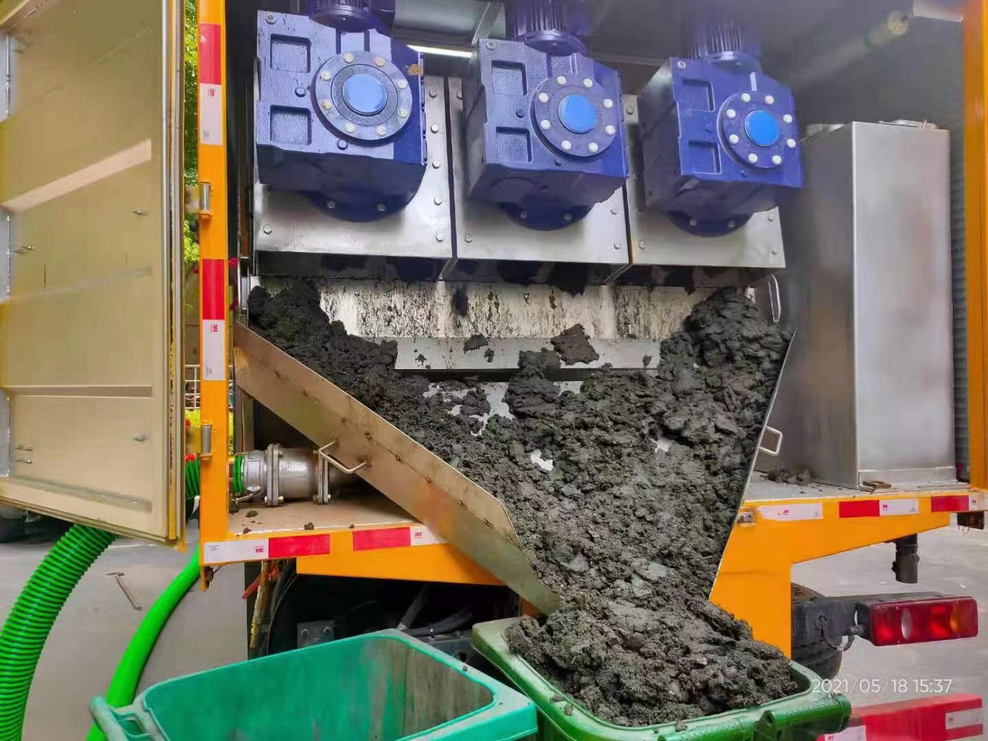 下冶镇化粪池清掏城市维护站-泥浆净化干湿分离处理